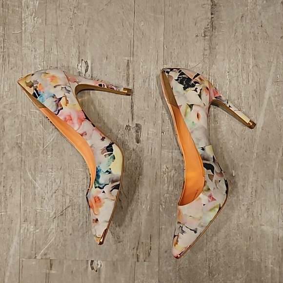 💕TED BAKER💕 Luceey Satin Pumps ~ Watercolor Abstract Floral Print 41 - Picture 4 of 15